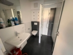 Badezimmer - Traumhafte Wohnung mit Gartennutzung