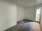 Zimmer 1 - 3 Zi. + 2 Terrassen nach Osten und Westen.